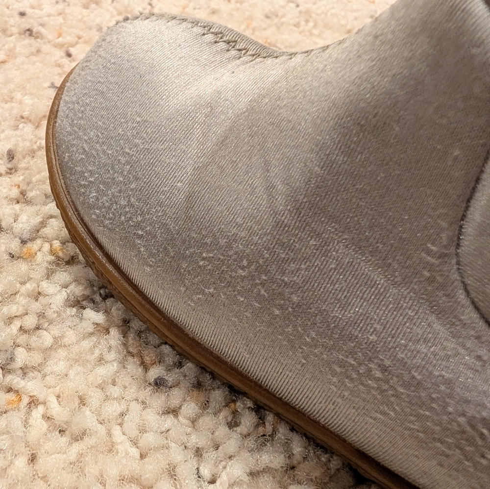 Silver Toddler Bogs Boots - Picture 5 of 10